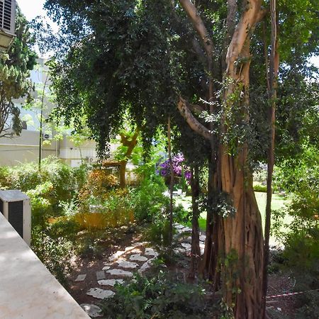 Apartamento Magic Lily By Holyguest Tel Aviv Exterior foto